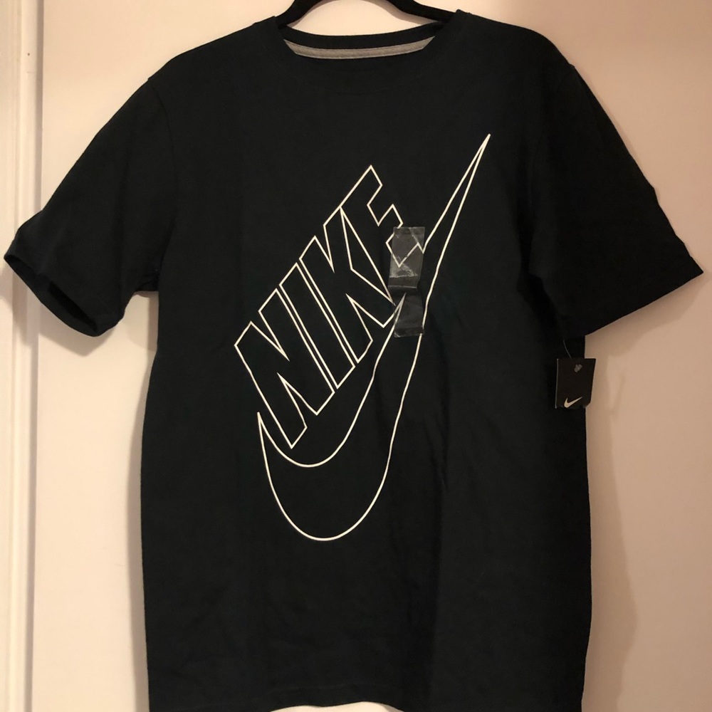 Nike tshirt